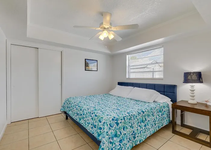 Florida With Intracoastal Waterway Views!